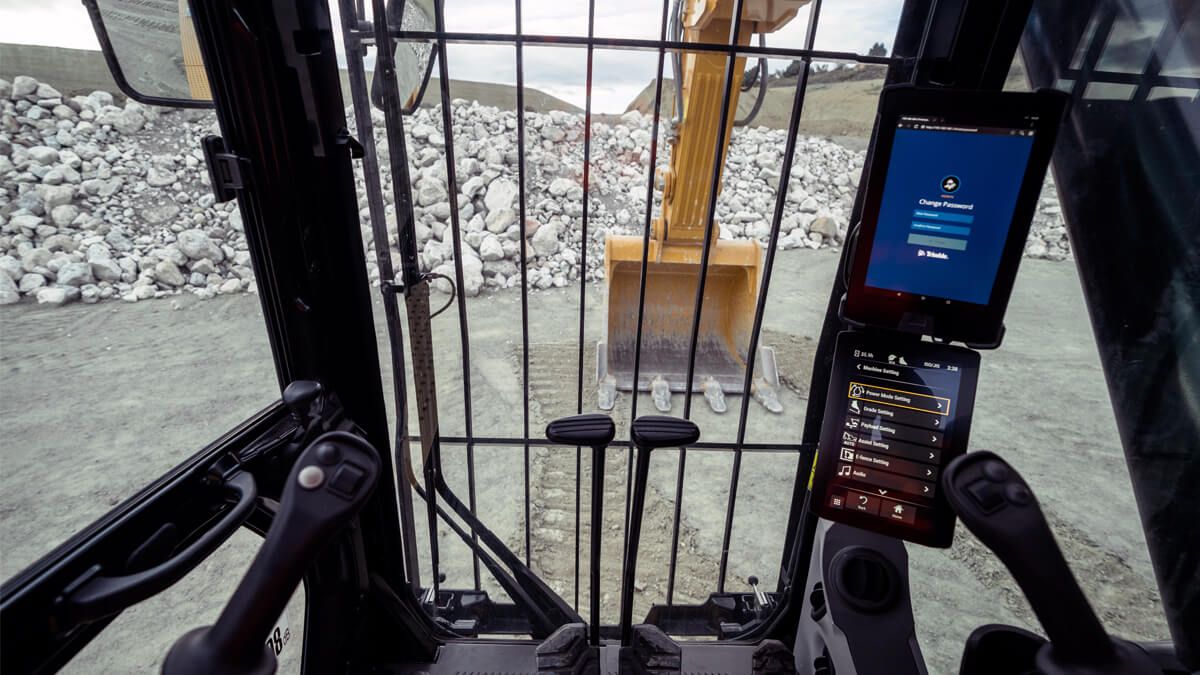 How to Use Joystick Steering on Your Excavator Cat Caterpillar