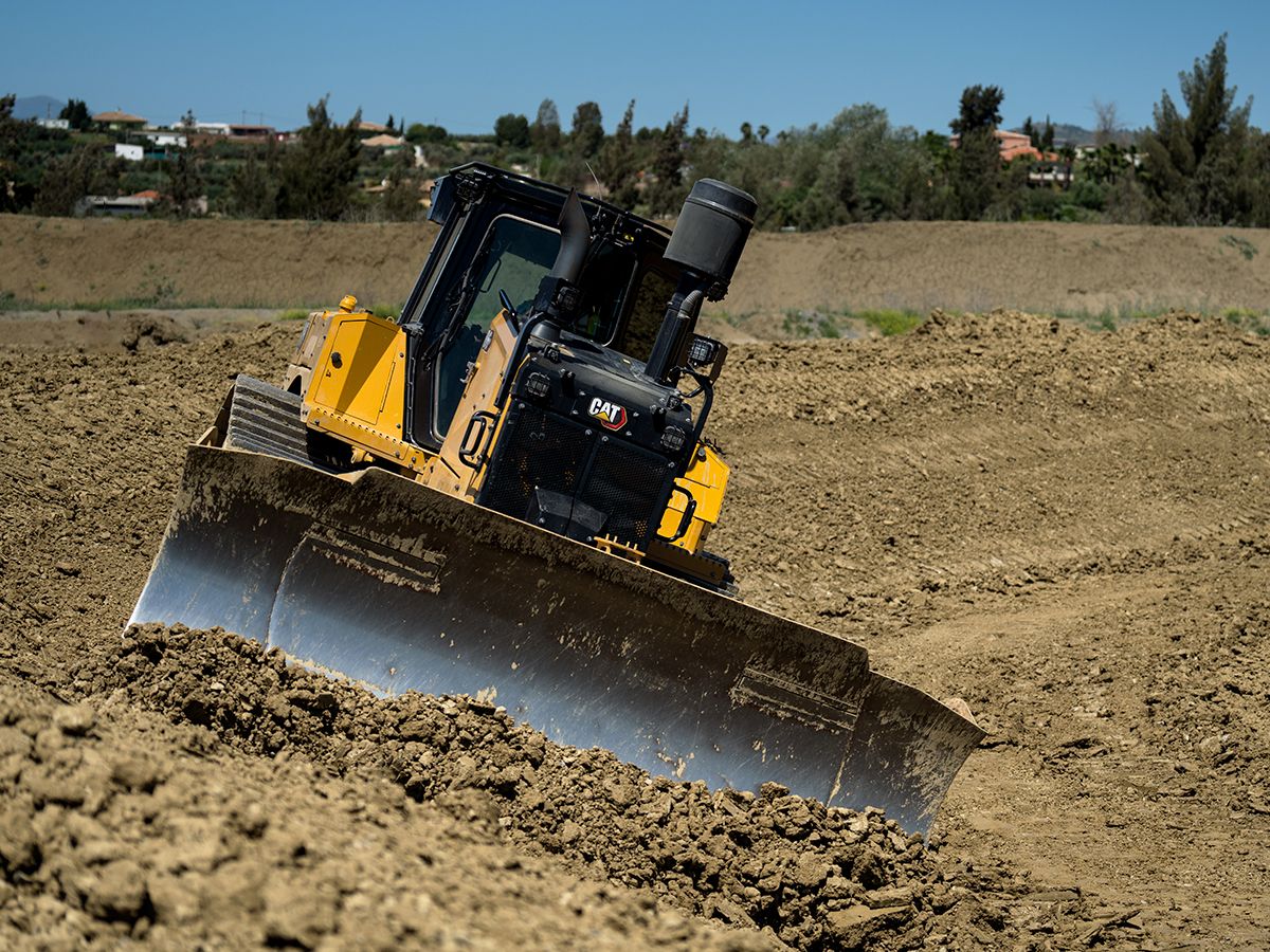 Steer Assist dozer following a guidance line