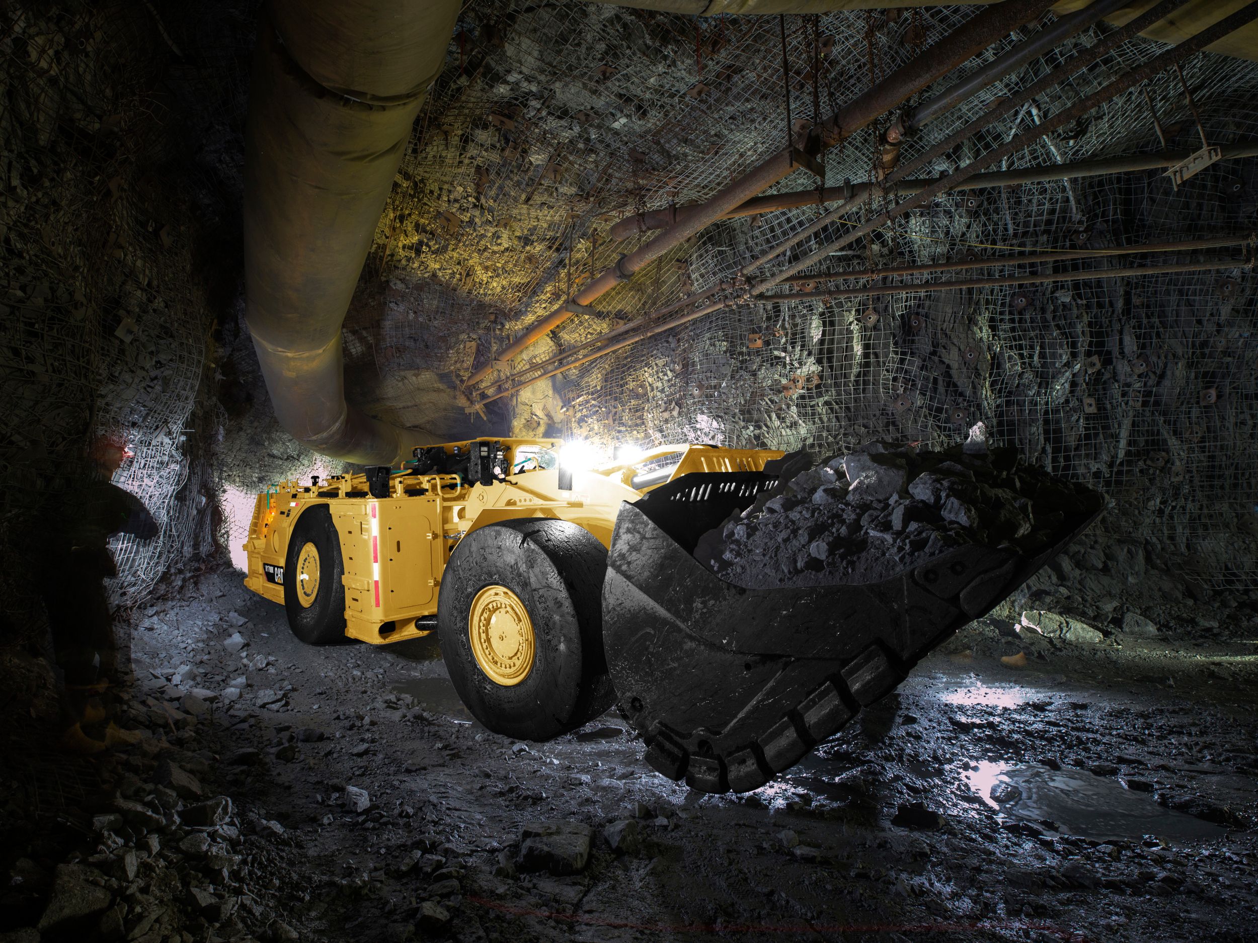 New Cat® R1700 Underground Mining Loader | N C Machinery