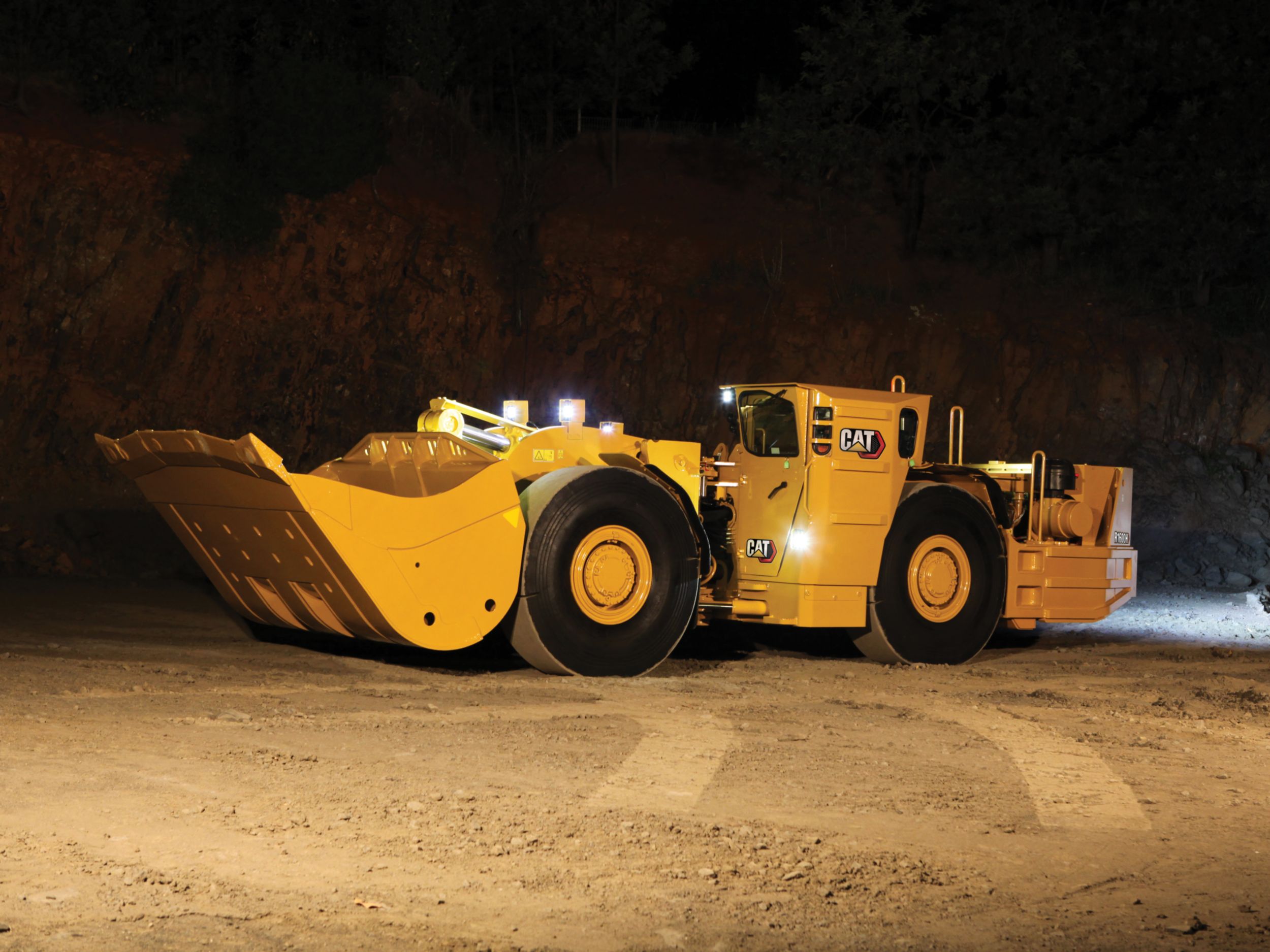 Underground Mining Load Haul Dump (LHD) Loaders R1600H