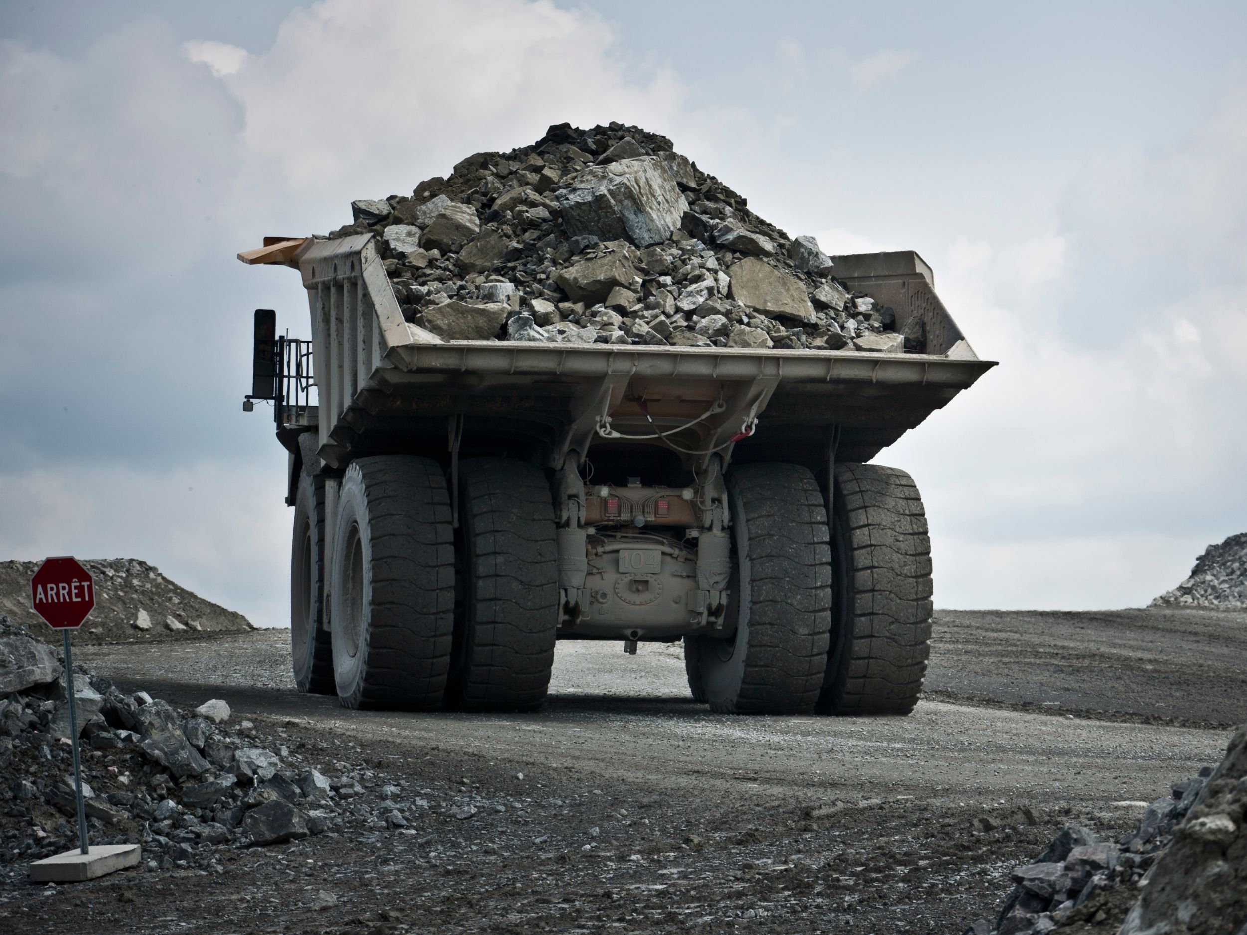 Mining Trucks 793F