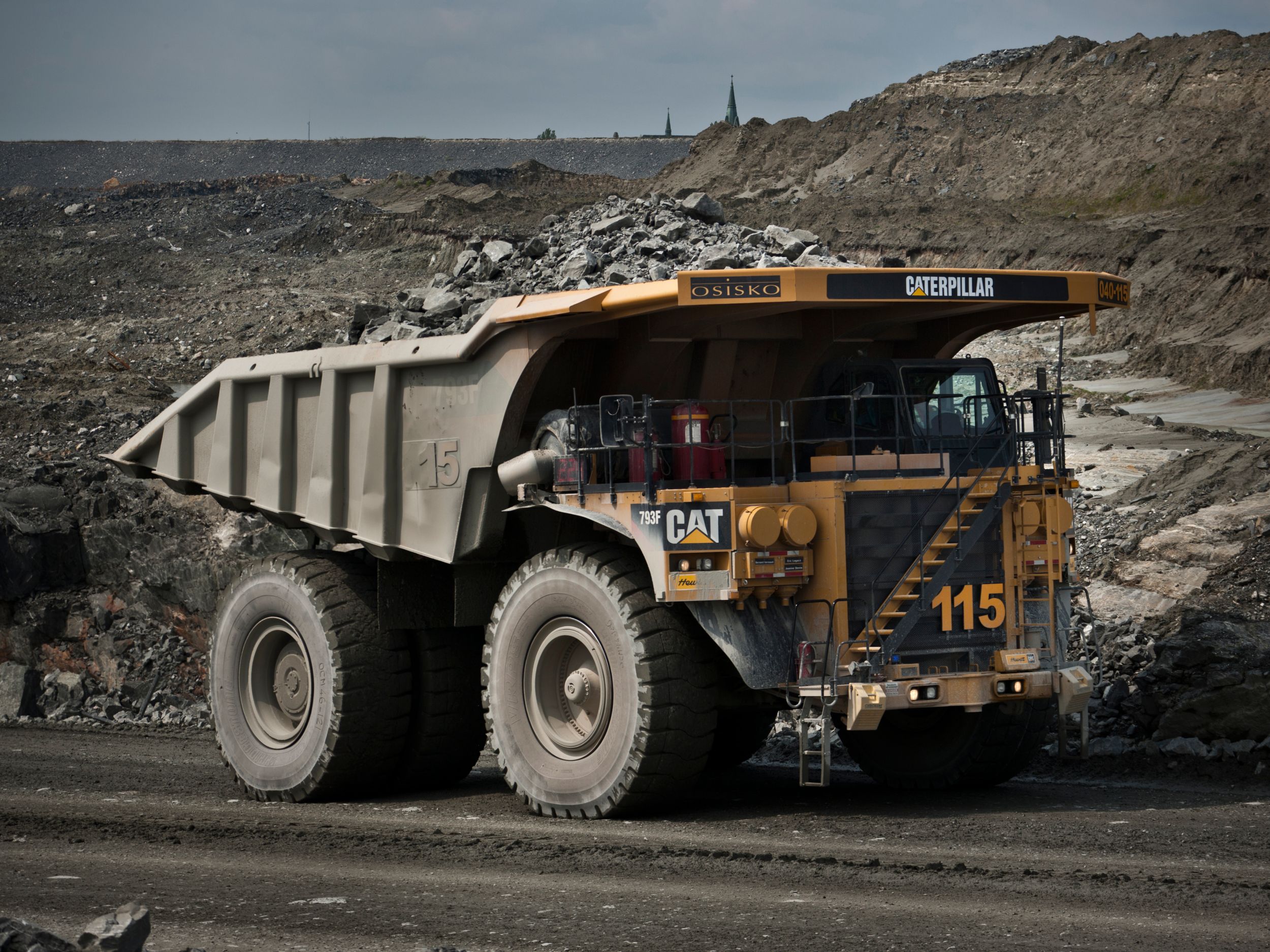 793F Mining Trucks