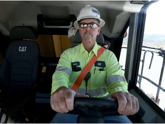 785 Mining Truck