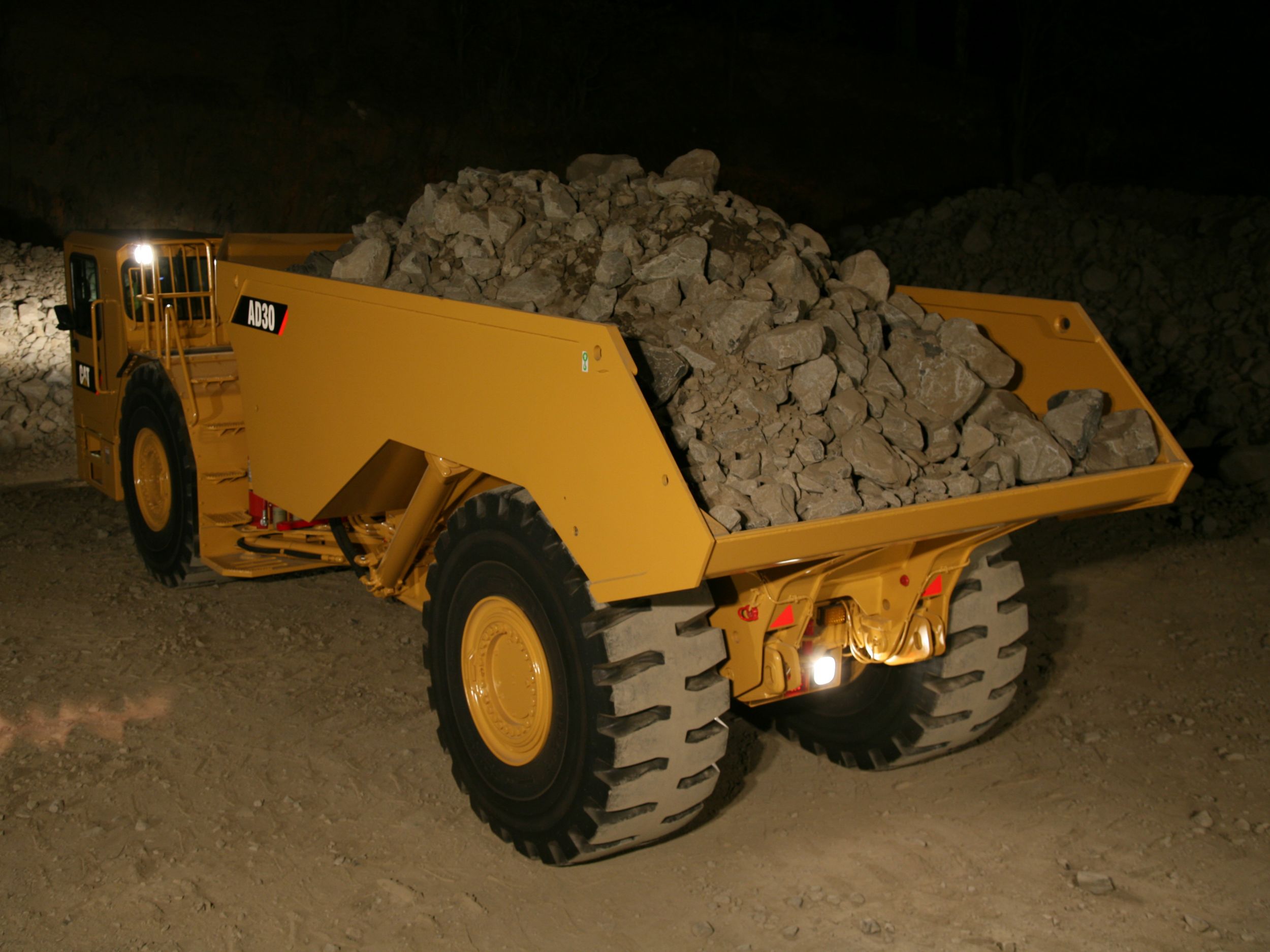AD30 지하 광산용 트럭