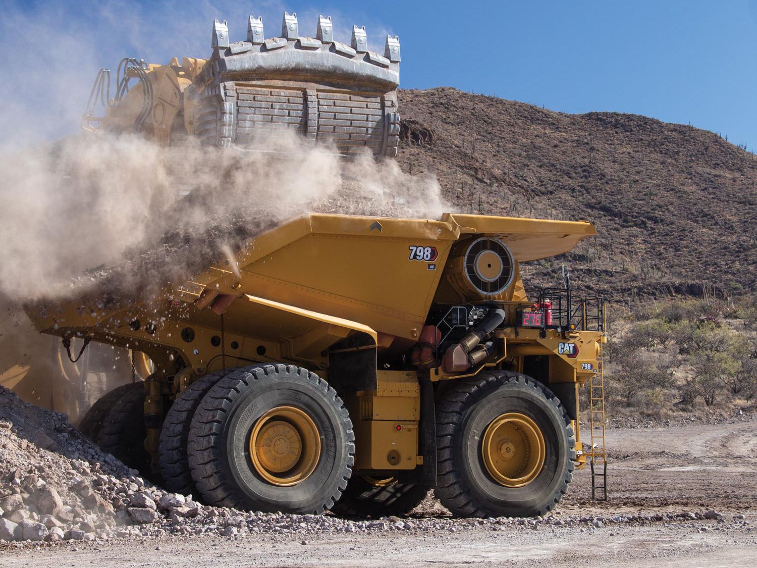 798 AC Electric Drive Mining Truck