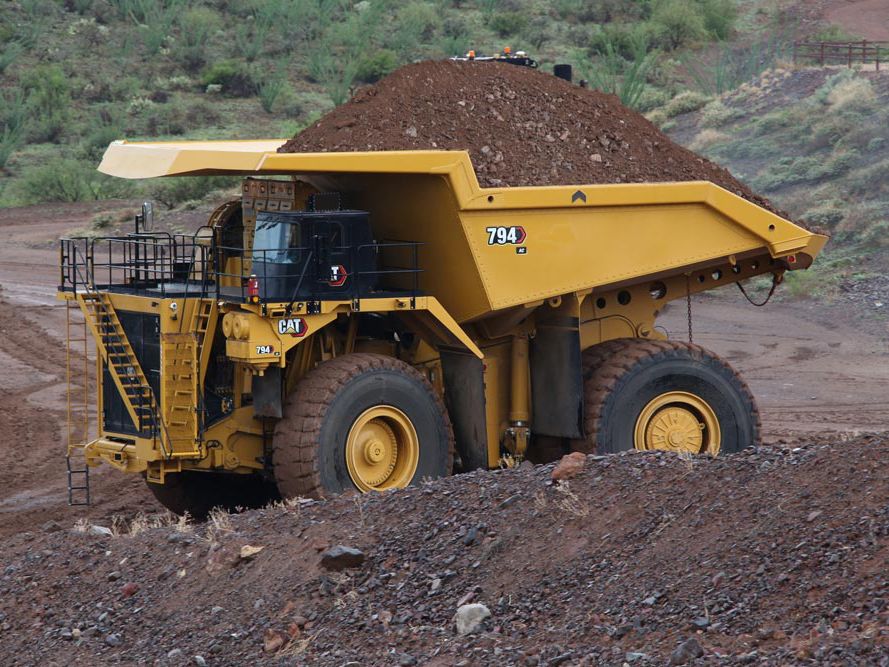 794 AC Mining Truck Haul Truck Caterpillar