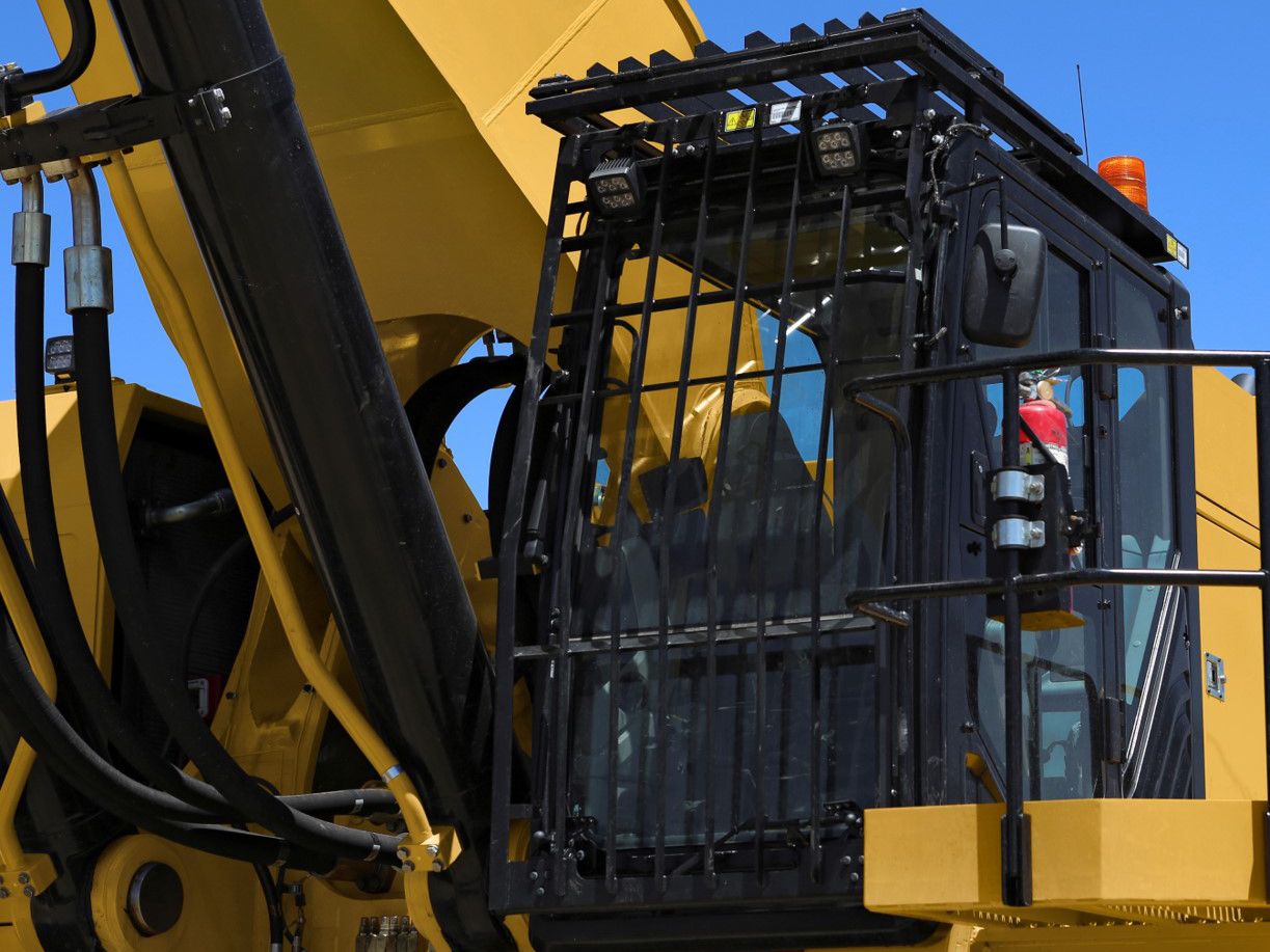 Escavadeira Hidráulica de Mineração 6015