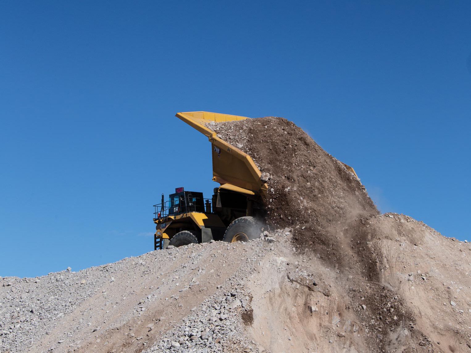 Steinbruchmuldenkipper 798 AC