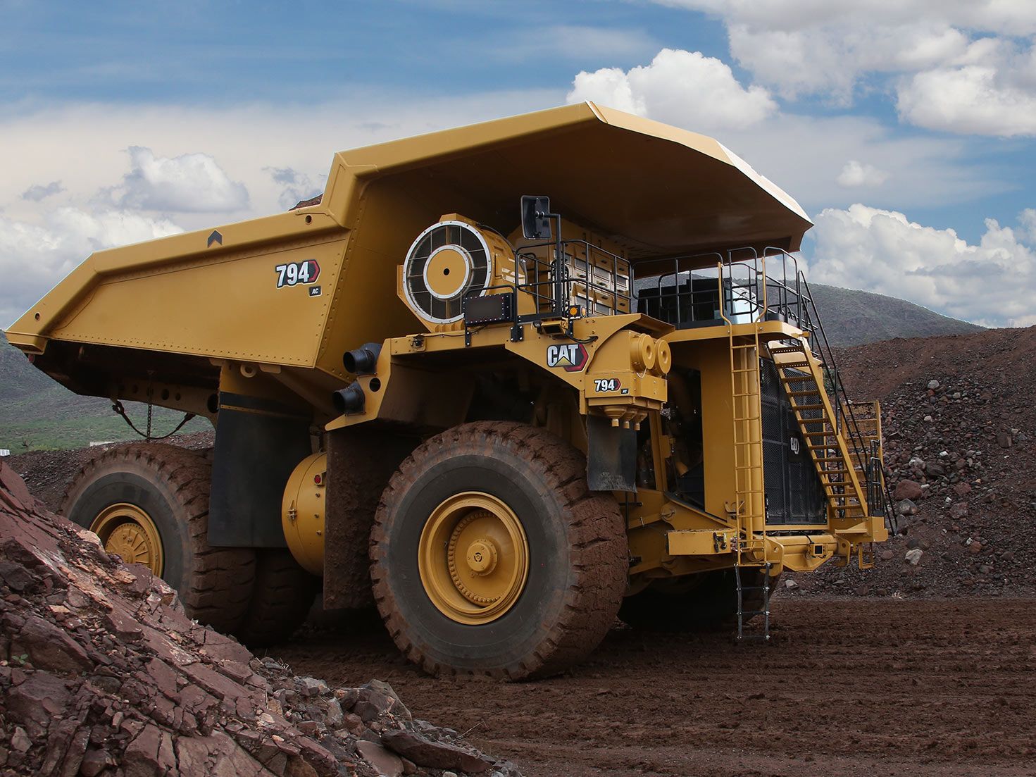 Mining Trucks 794 AC