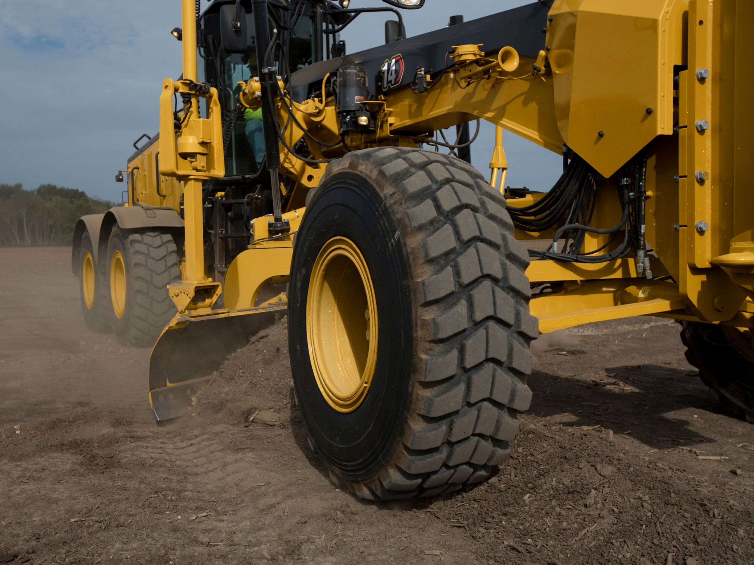 New Cat® 14 Motor Grader | Tractor & Equipment Co.