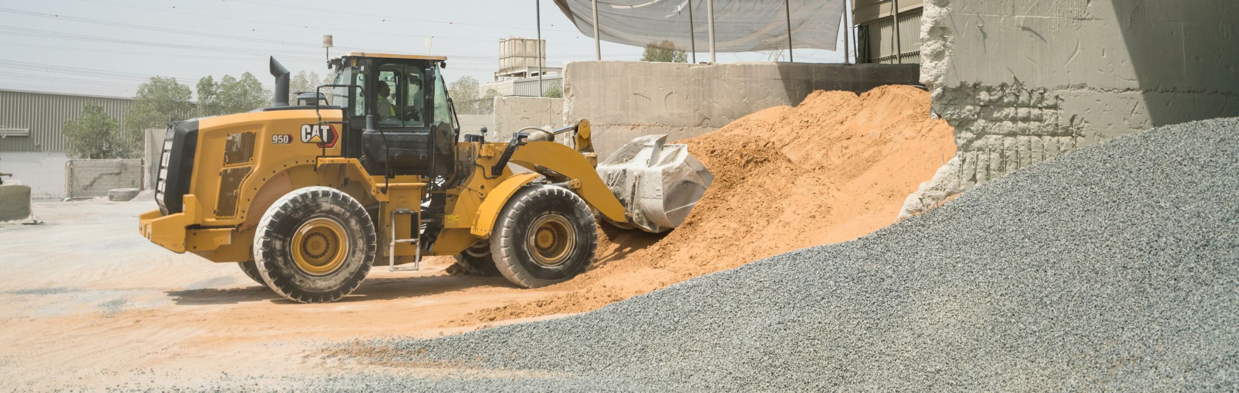 New Cat® 950 and 962 Wheel Loaders