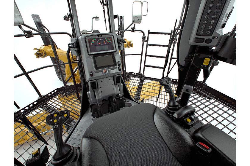 18 Motor Grader