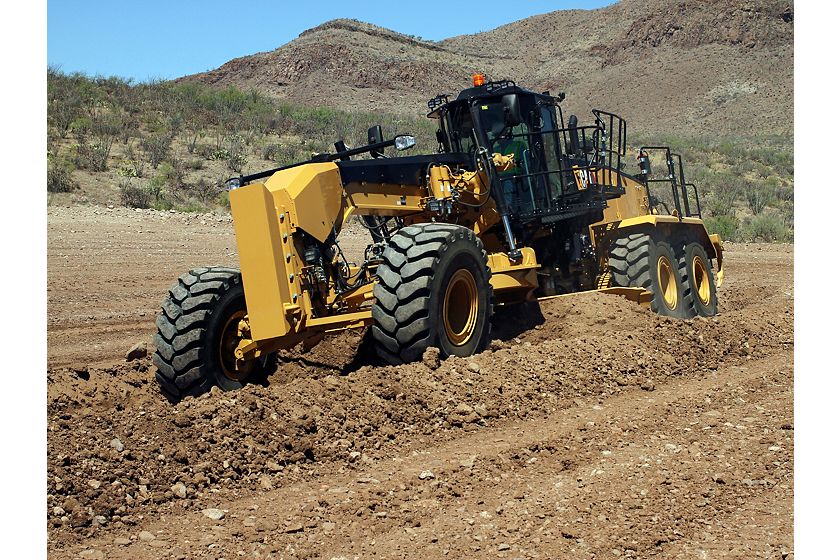 16 Motor Grader