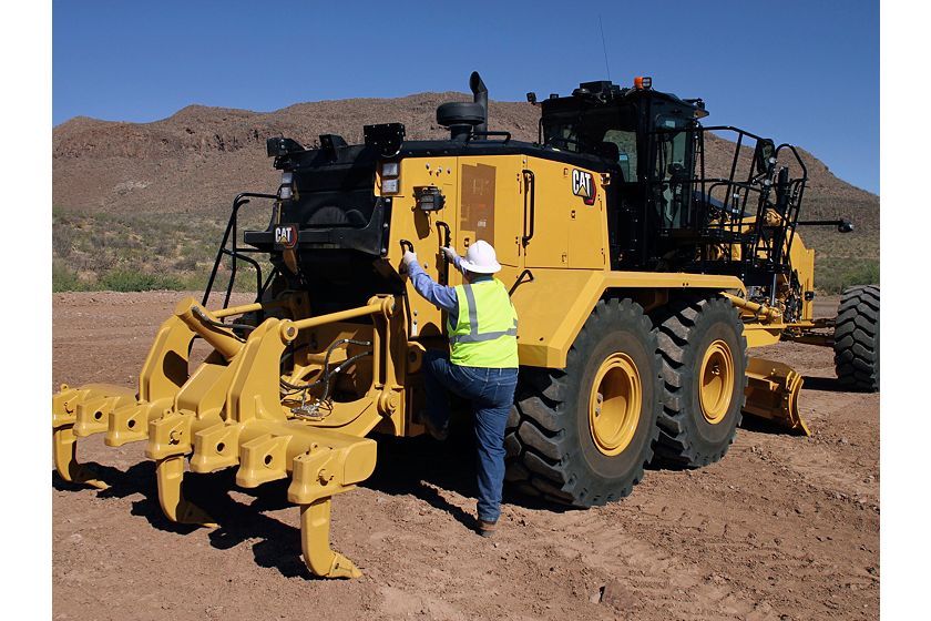18 Motor Grader