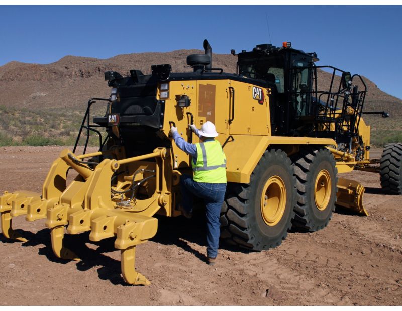 16 Motor Grader