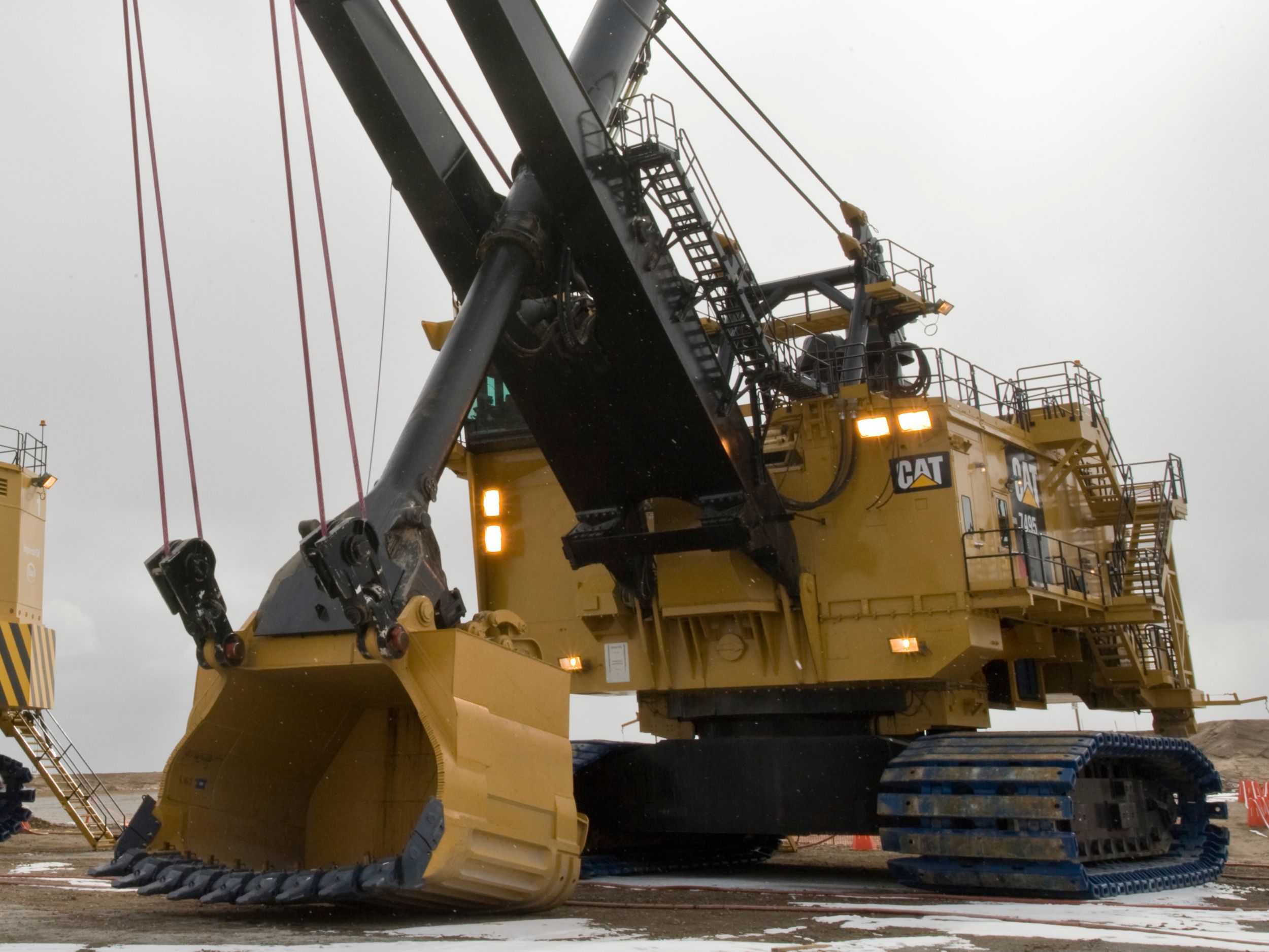 7495 HF with Rope Crowd