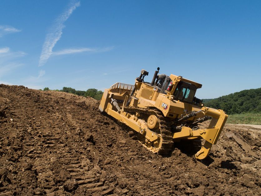 البلدوزر D9 GC الكبير