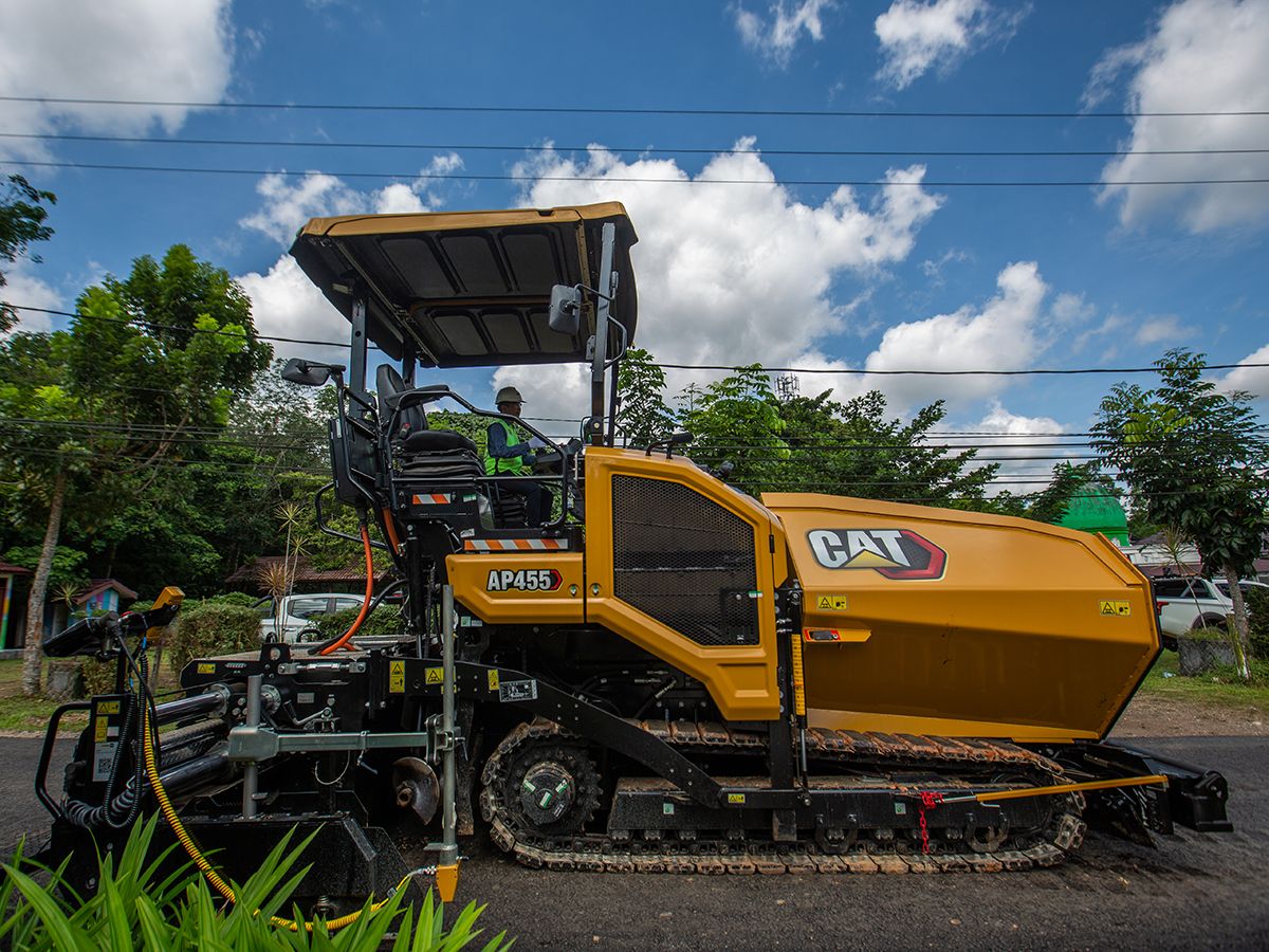 AP455 со стальной гусеничной лентой | Cat | Caterpillar