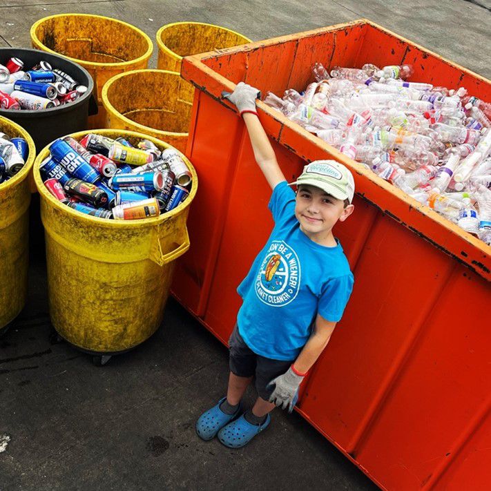 Recycling plastic bottles
