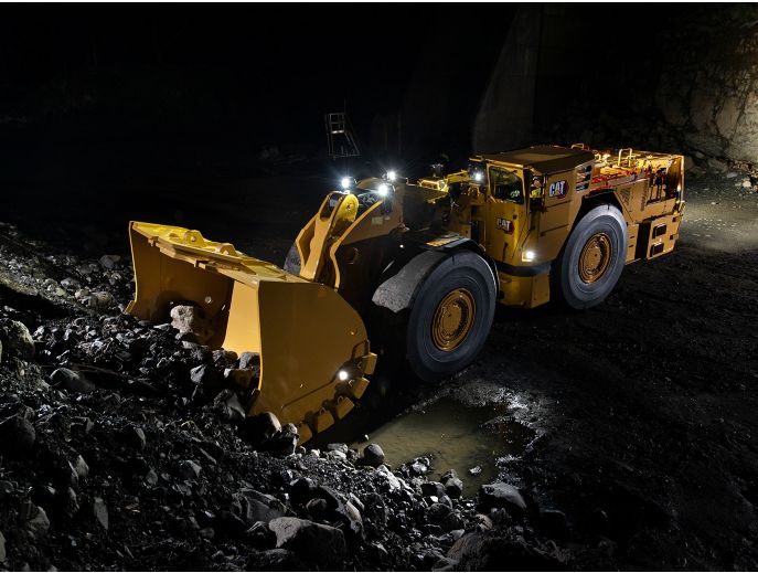 R2900 XE Working shot 1