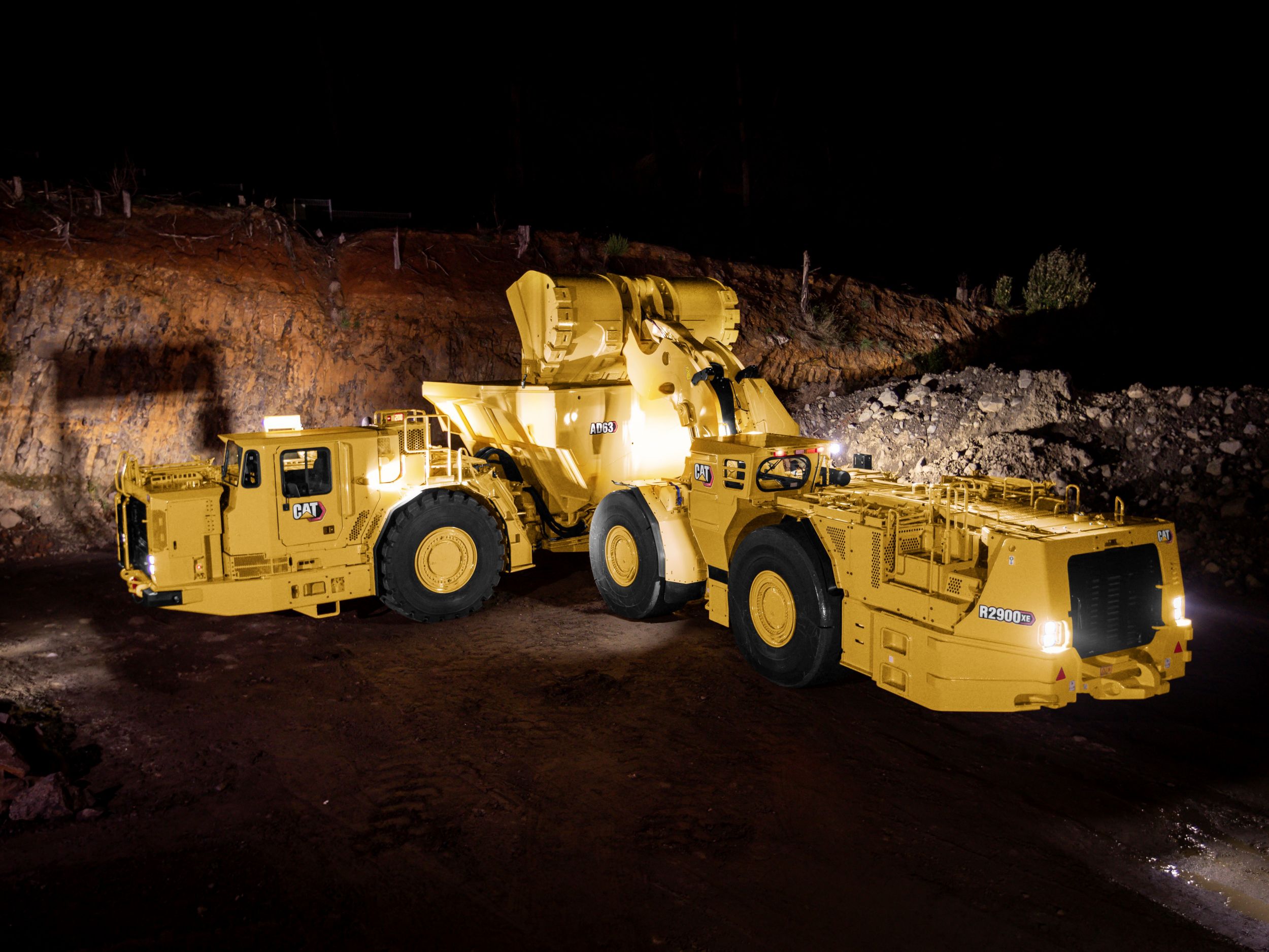 R2900 XE Underground Diesel-Electric LHD Loader | Fabick Cat