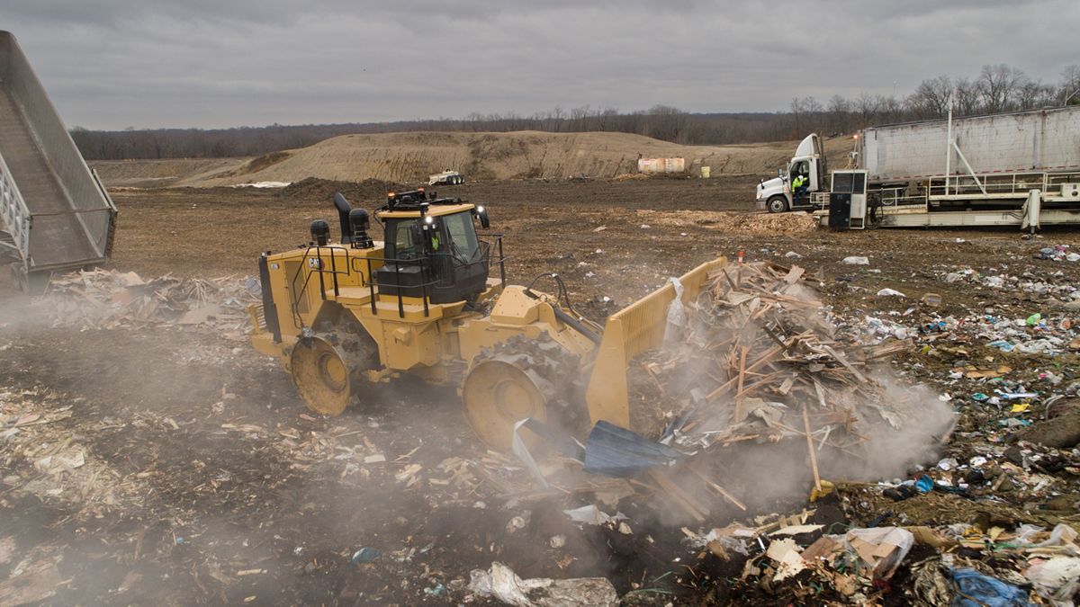 836 Landfill Compactor