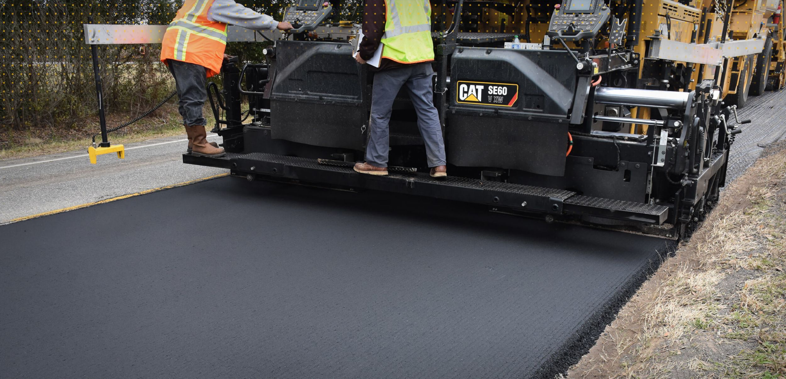 Cat® SDX Screed Plate System | Cat | Caterpillar