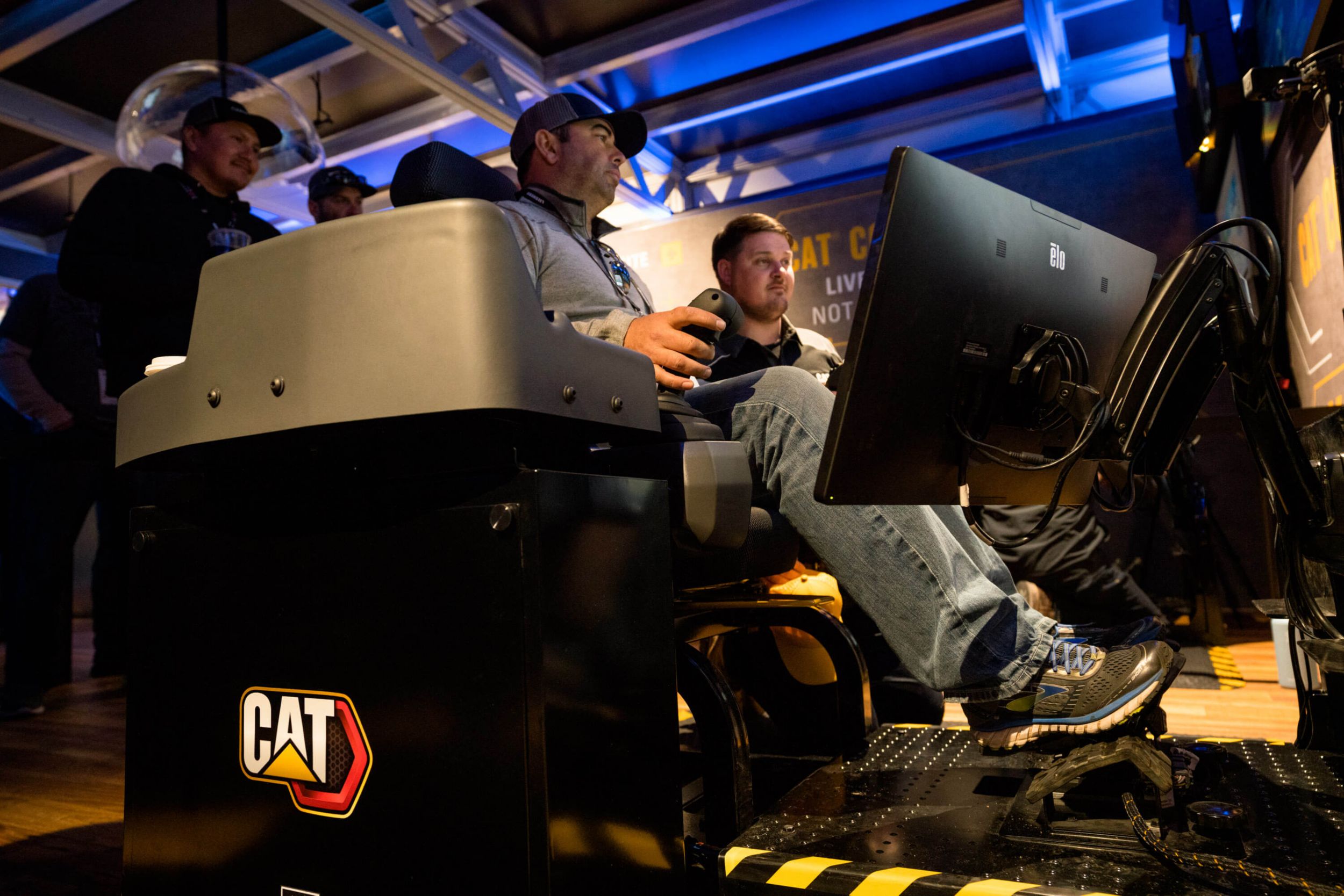 Customer tries out VisionLink