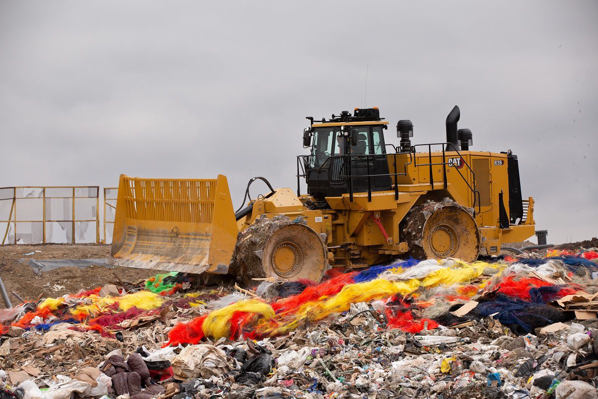 Compacteur à déchets 836