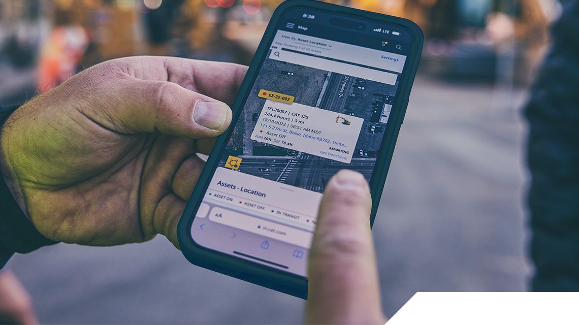 Man holding cell phone