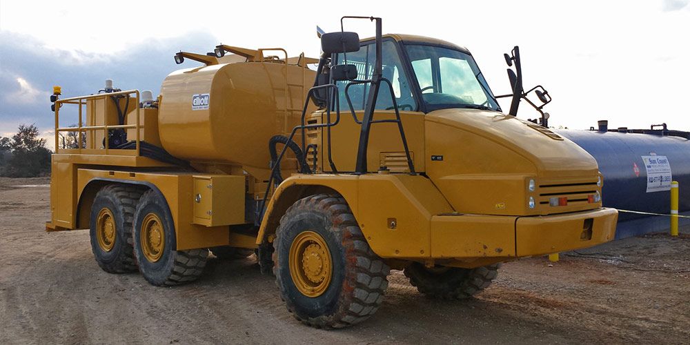 Elliott Fuel / Lube Truck