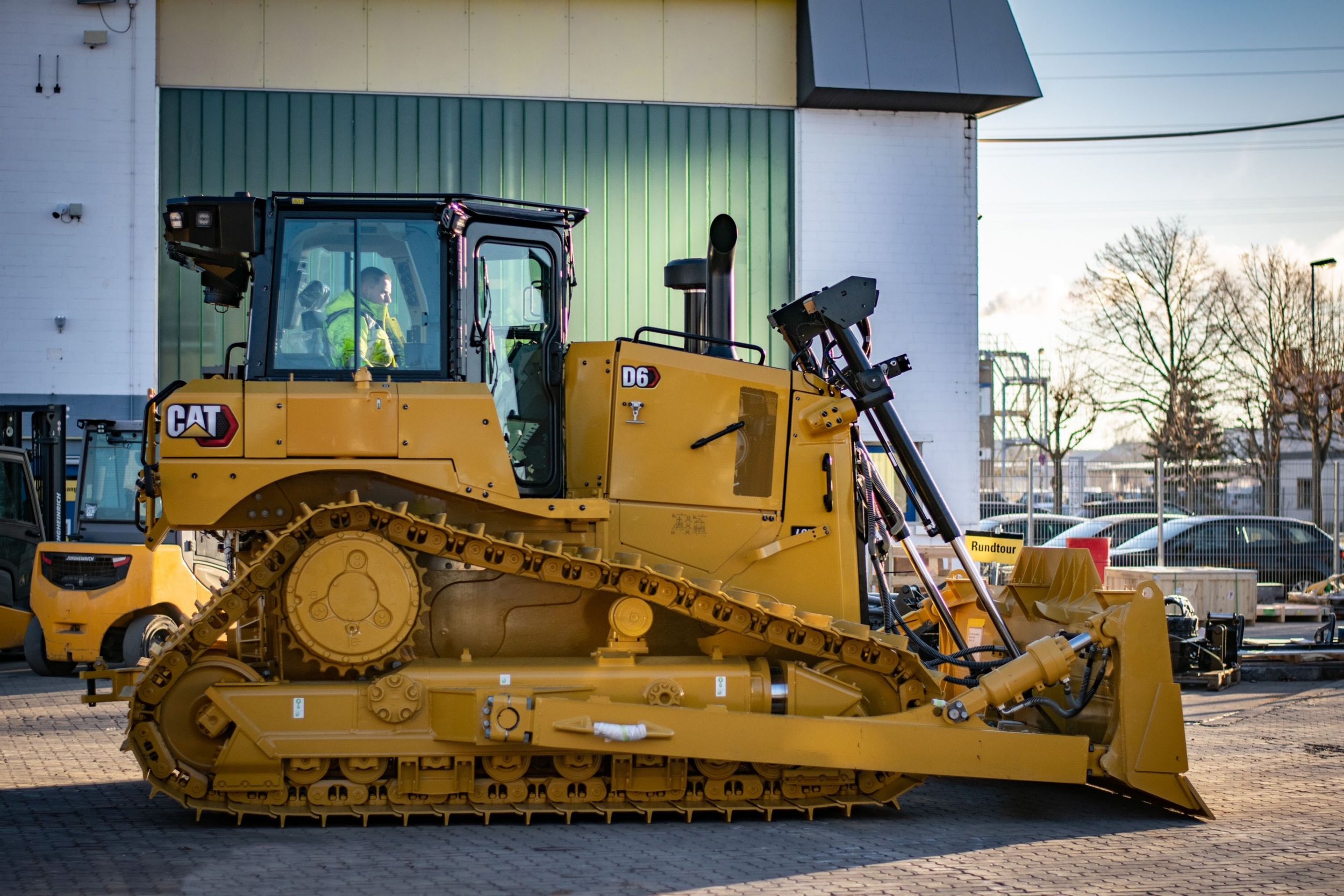 Ходовая часть для средних бульдозеров | Cat | Caterpillar