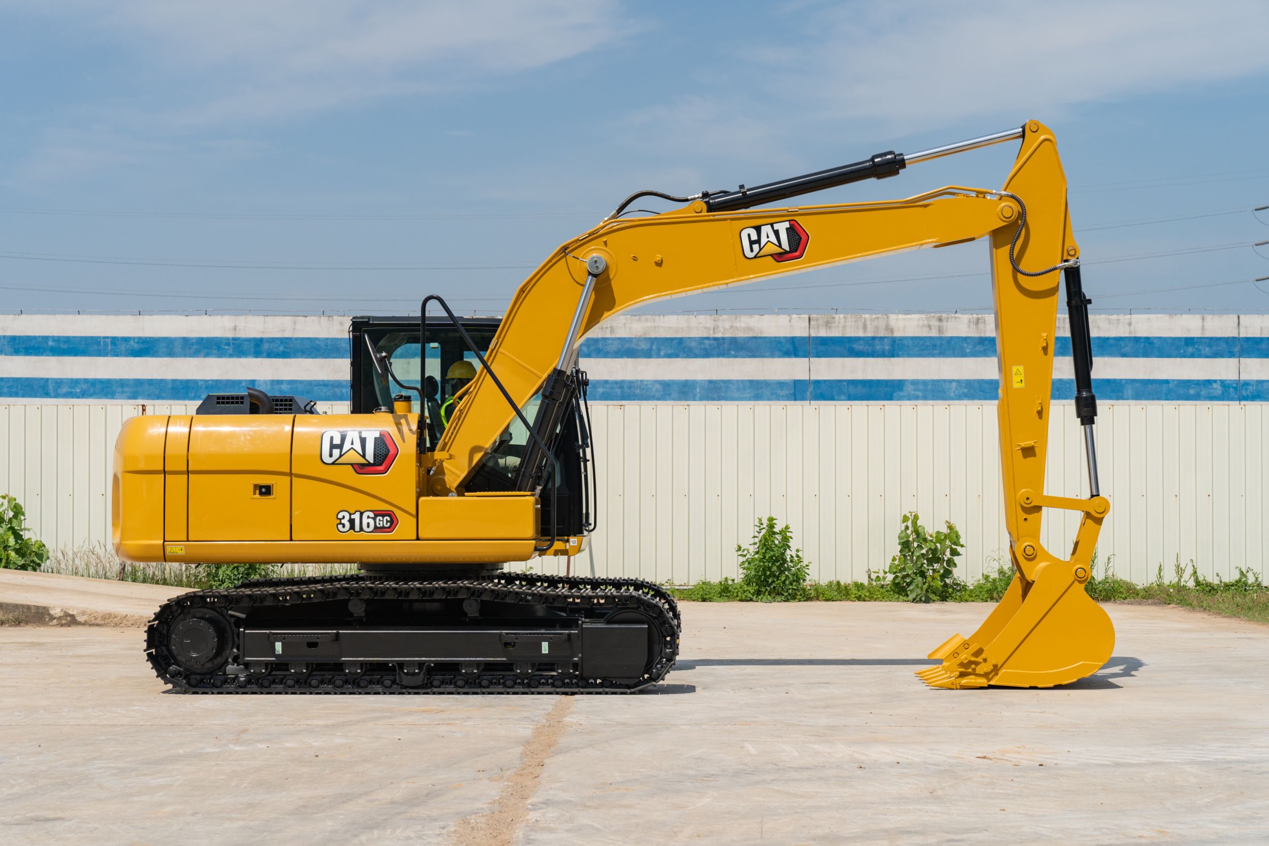 Экскаваторы Cat 316 GC купить в Казахстане