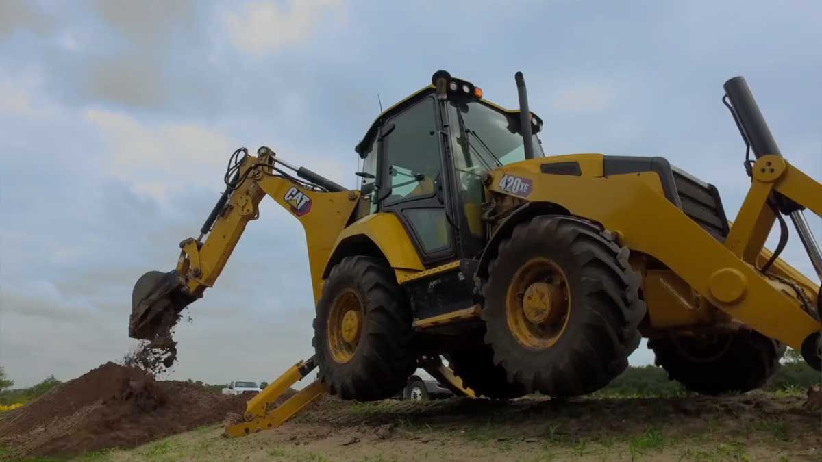 Watch the performance, witness the comfort, and get to know the smart attachments of the Cat Backhoe Loader.