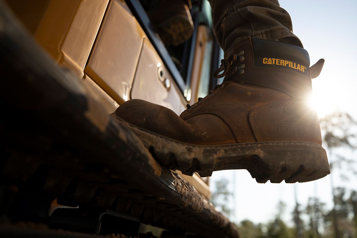 Receive monthly emails about getting the most out of your Cat equipment.