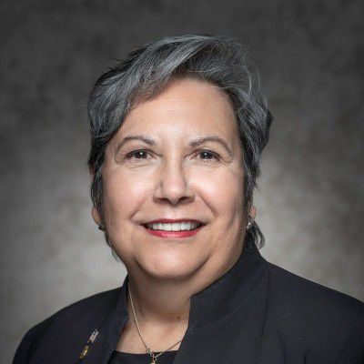 Elena Melchert Bio Image