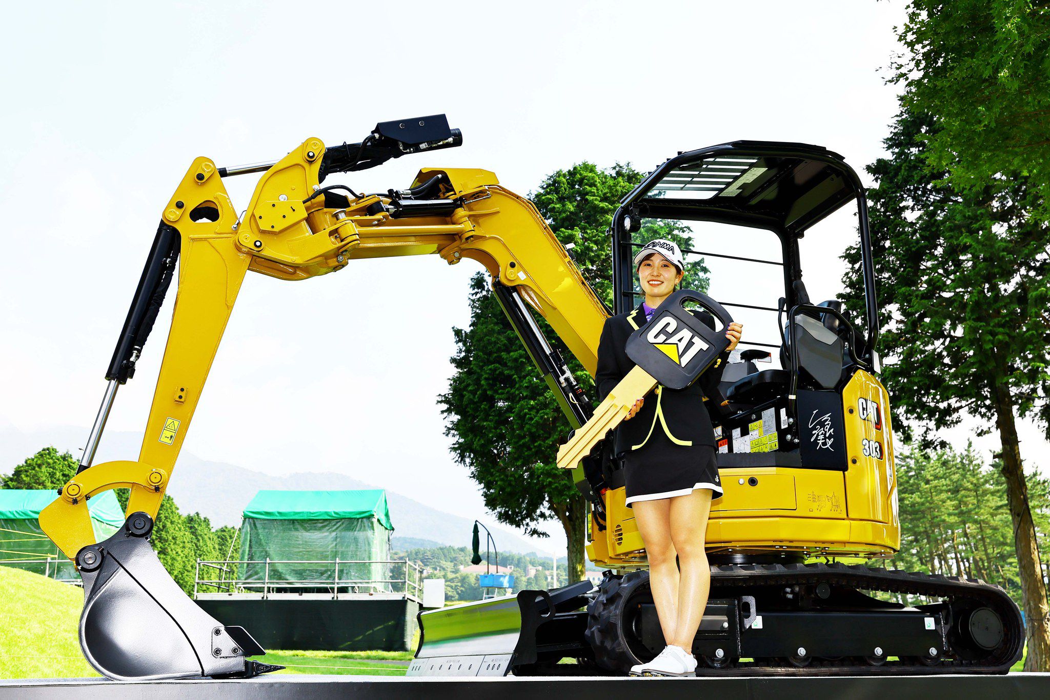 日本女子プロゴルフトーナメント | Cat | Caterpillar