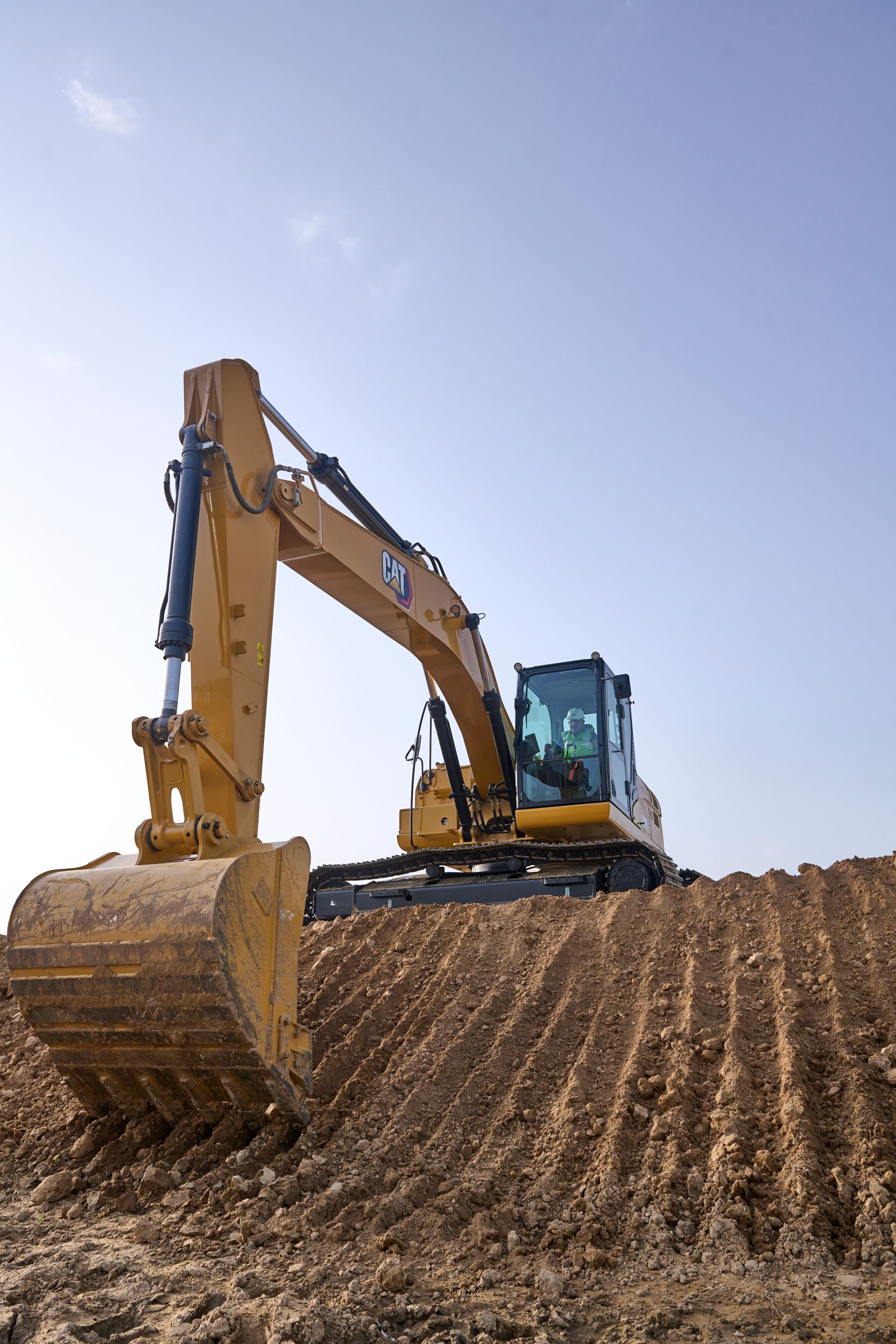 320D3 Medium Hydraulic Excavator