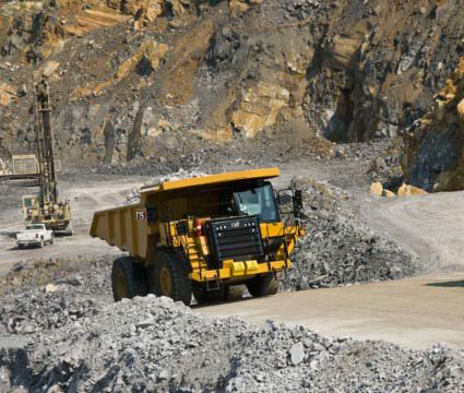The Cat 777 Off-Highway Truck | Cat | Caterpillar