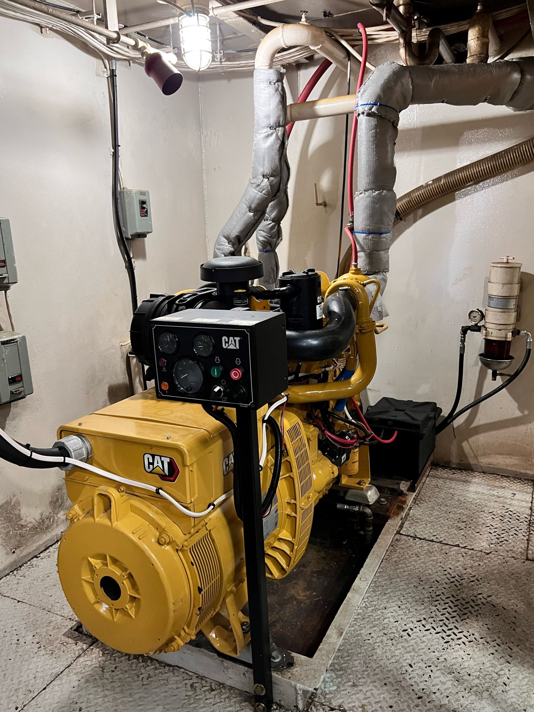 MV Harrison - C4.4 (Electronic) - Engine Room - Image 2