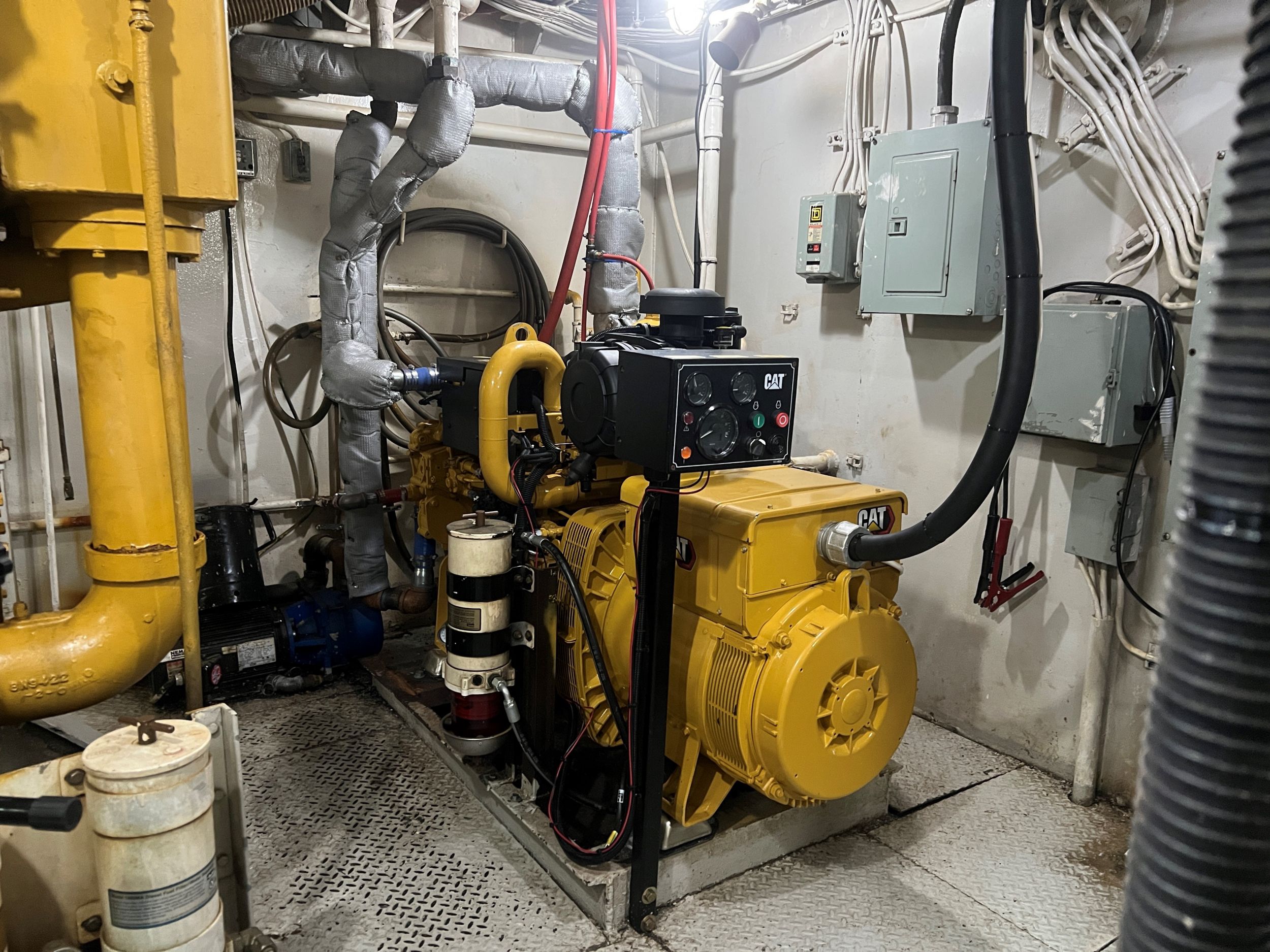 MV Harrison - C4.4 (Electronic) - Engine Room - Image 3