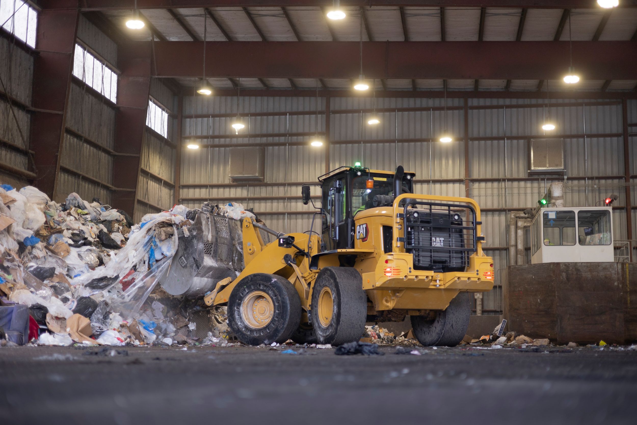 Cat® 938 Small Wheel Loader