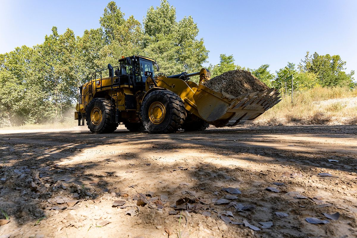 988 XE Large Wheel Loader