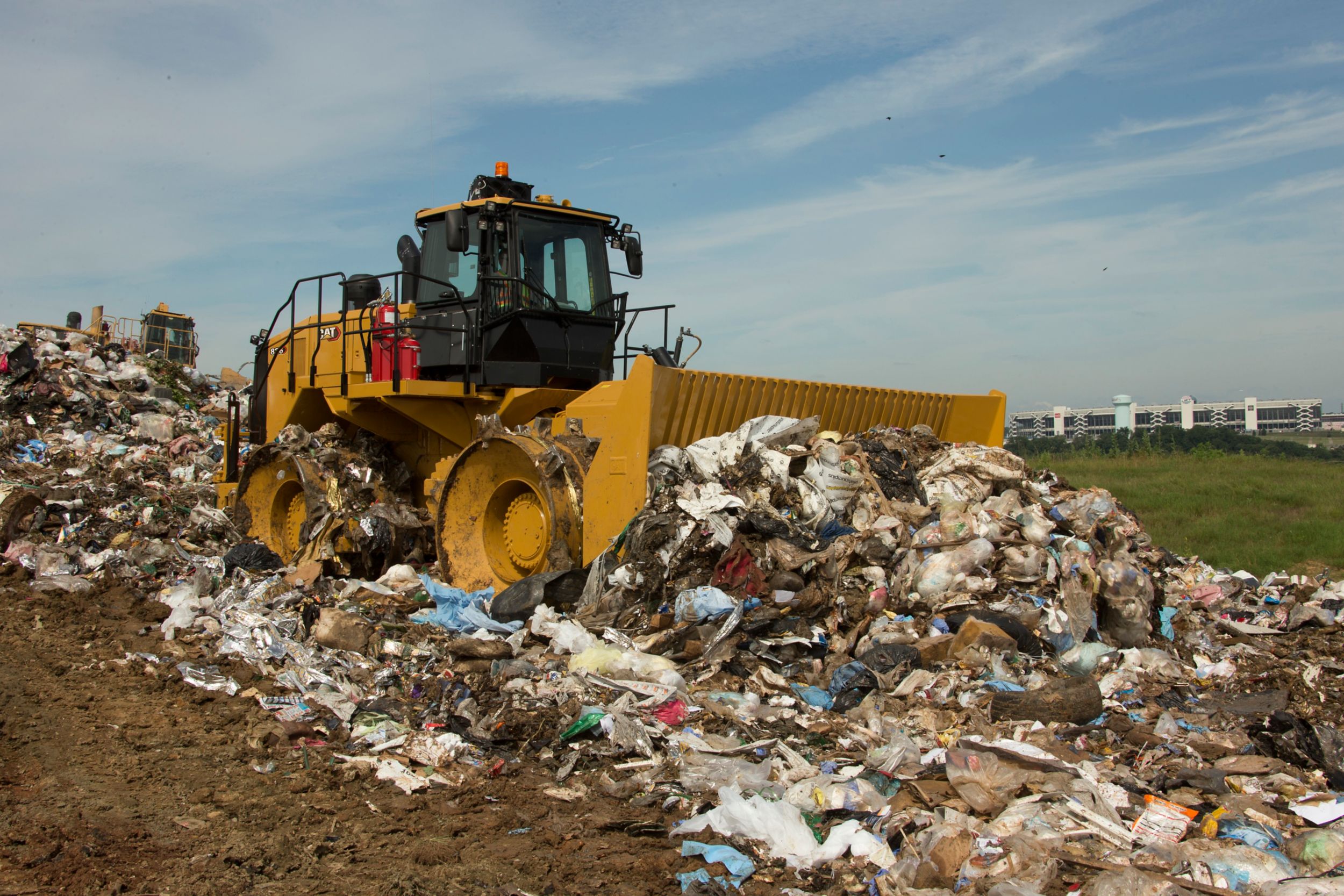 Compacteur à déchets 826