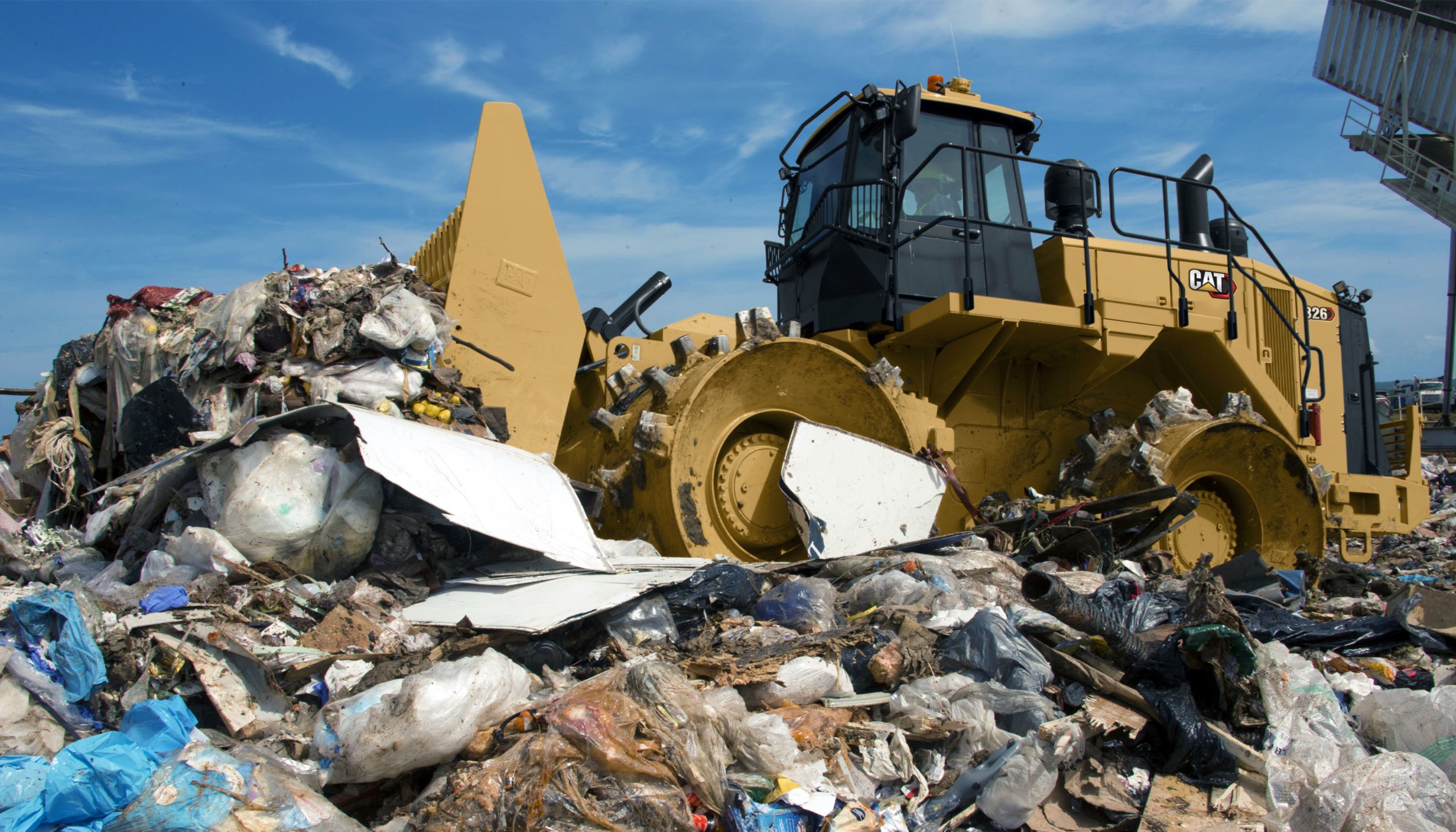 Compacteurs à déchets 826