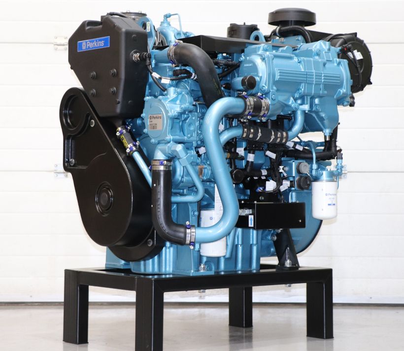 E44 Marine engine