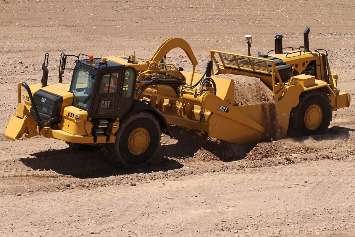 Cat Load Assist for Wheel Tractor-Scrapers