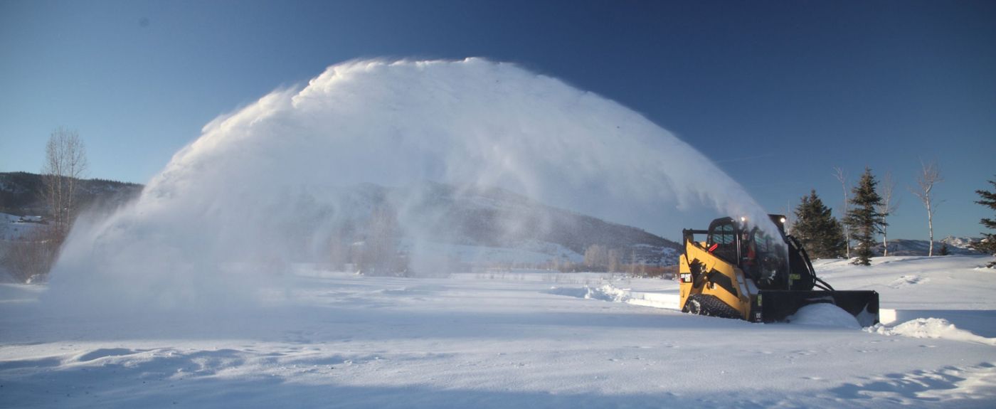 How to Stay Warm When Working in the Cold