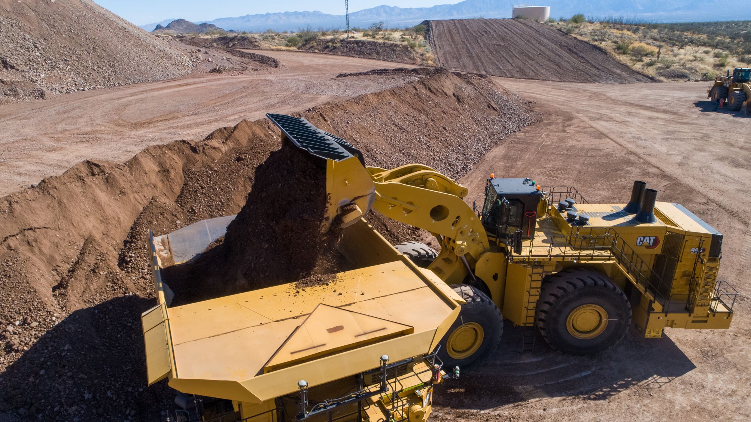 キャタピラー777D 995 Large Wheel Loader | Cat | Caterpillar