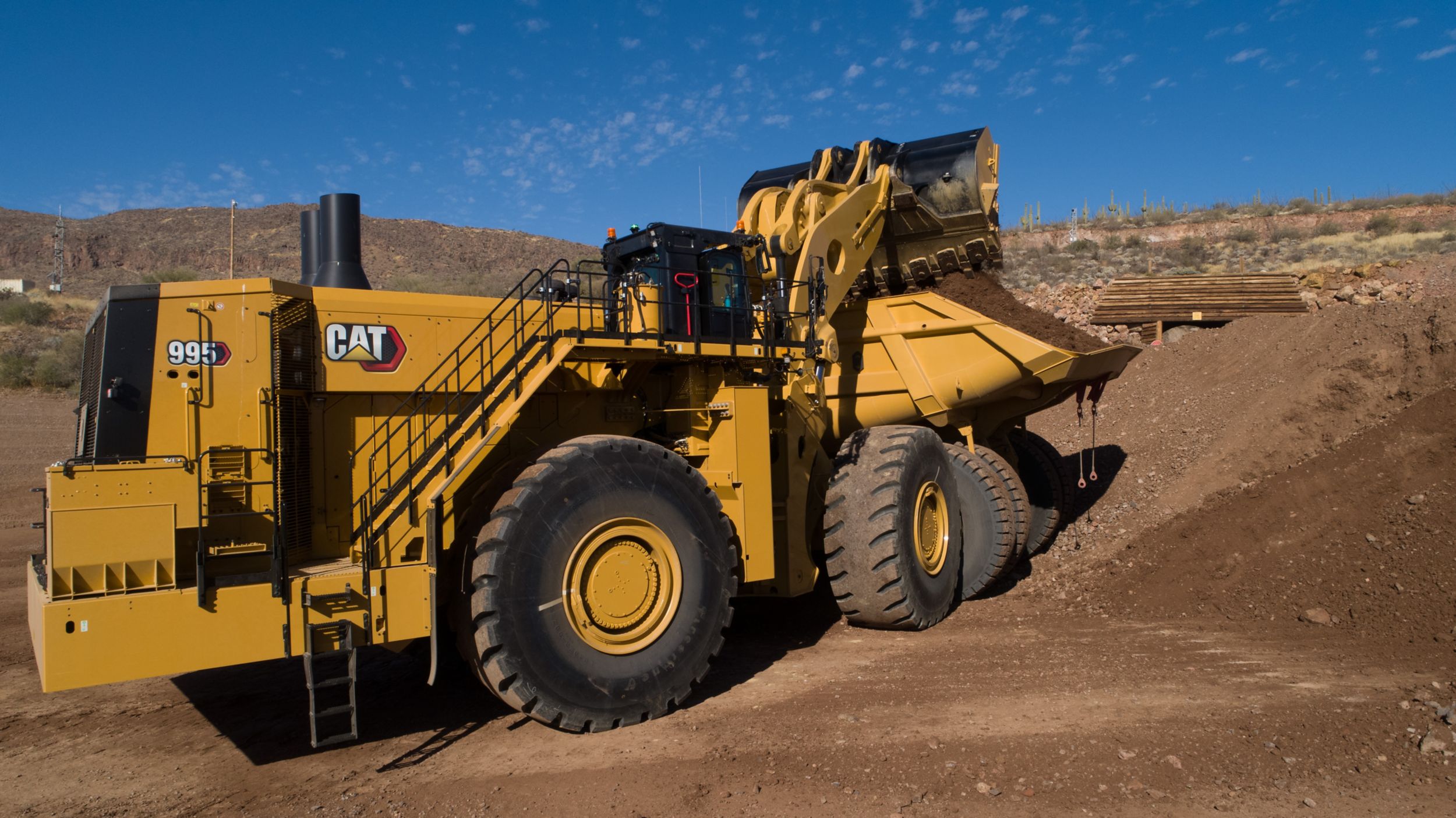 Cat 995 Wheel Loader offers more payload and performance | Cat ...